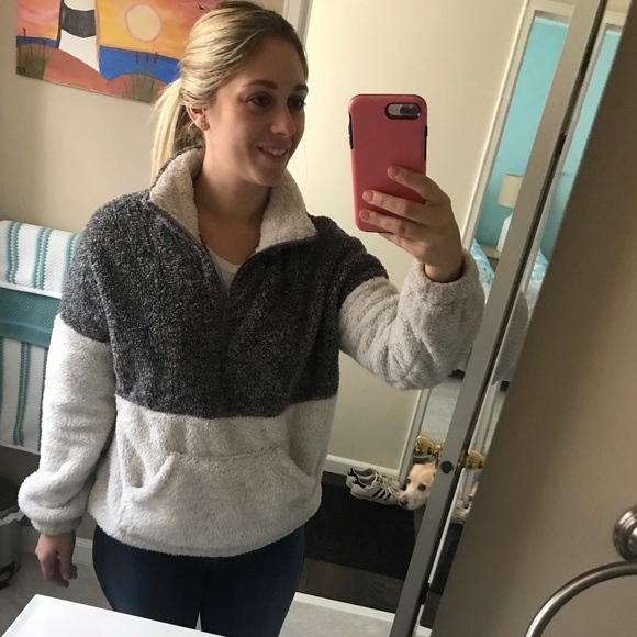 LAST ONE!! Grey Fuzzy Two Toned Zip Up Fleece - Picture 2 of 8